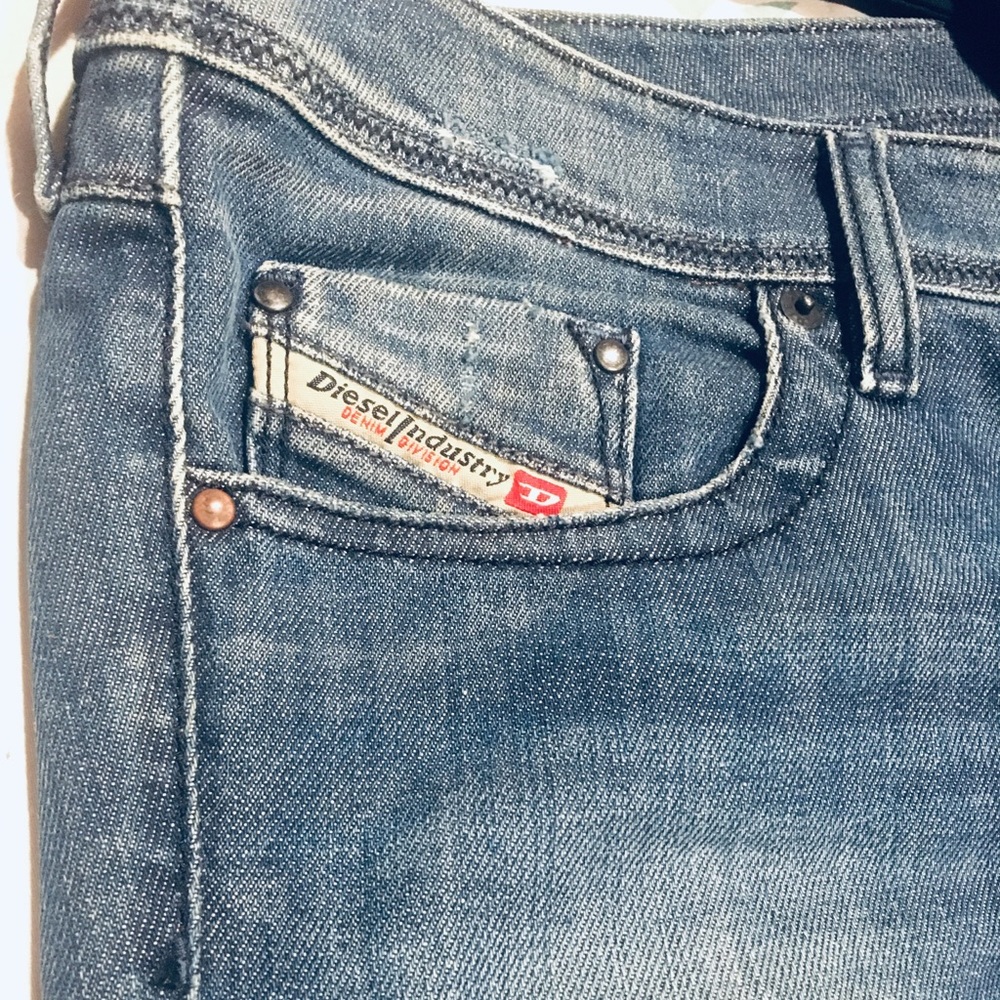 Diesel Jeans - Picture 2 of 8